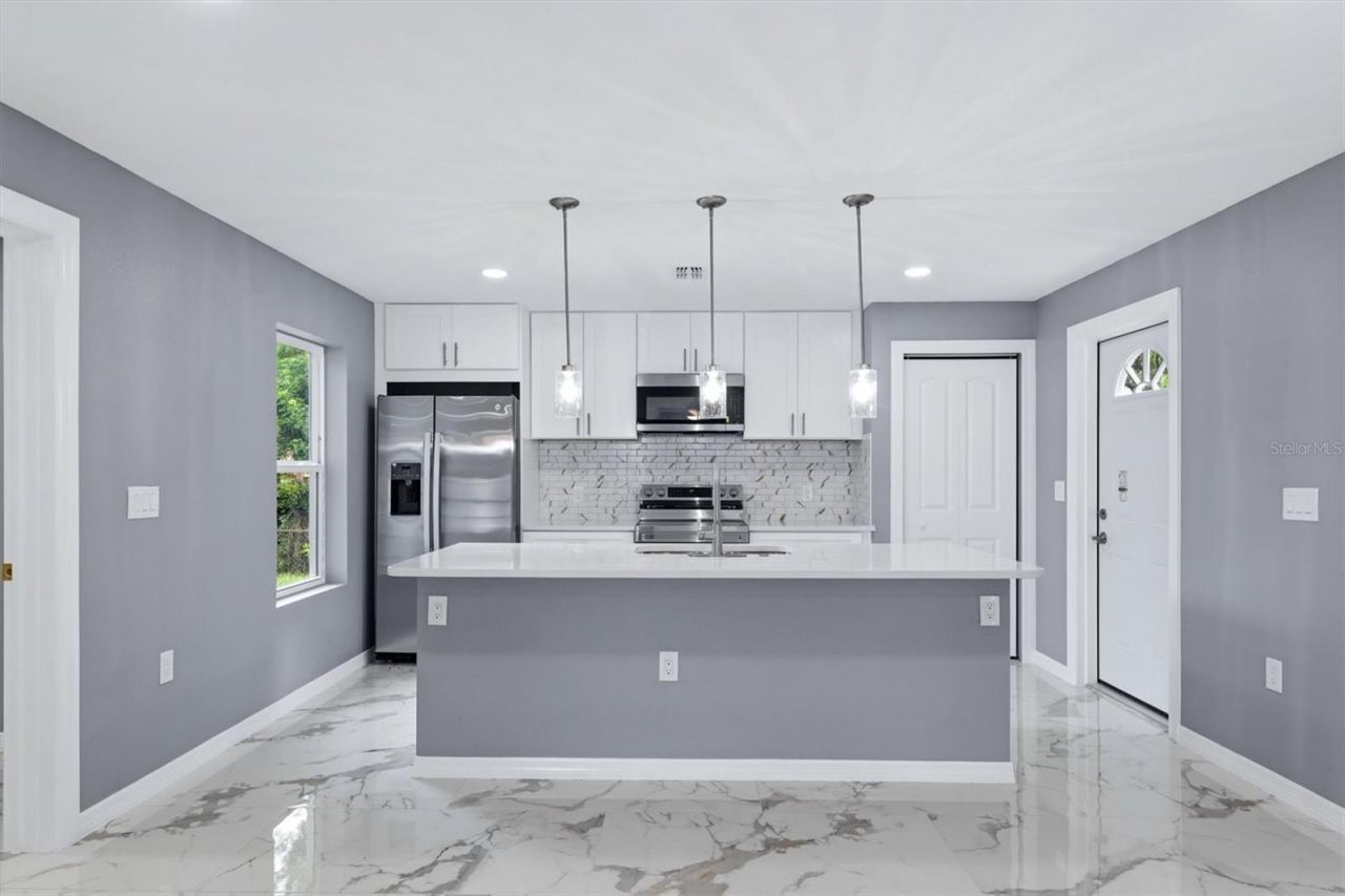 1615 31st Avenue E, Bradenton, FL 34208 Photo