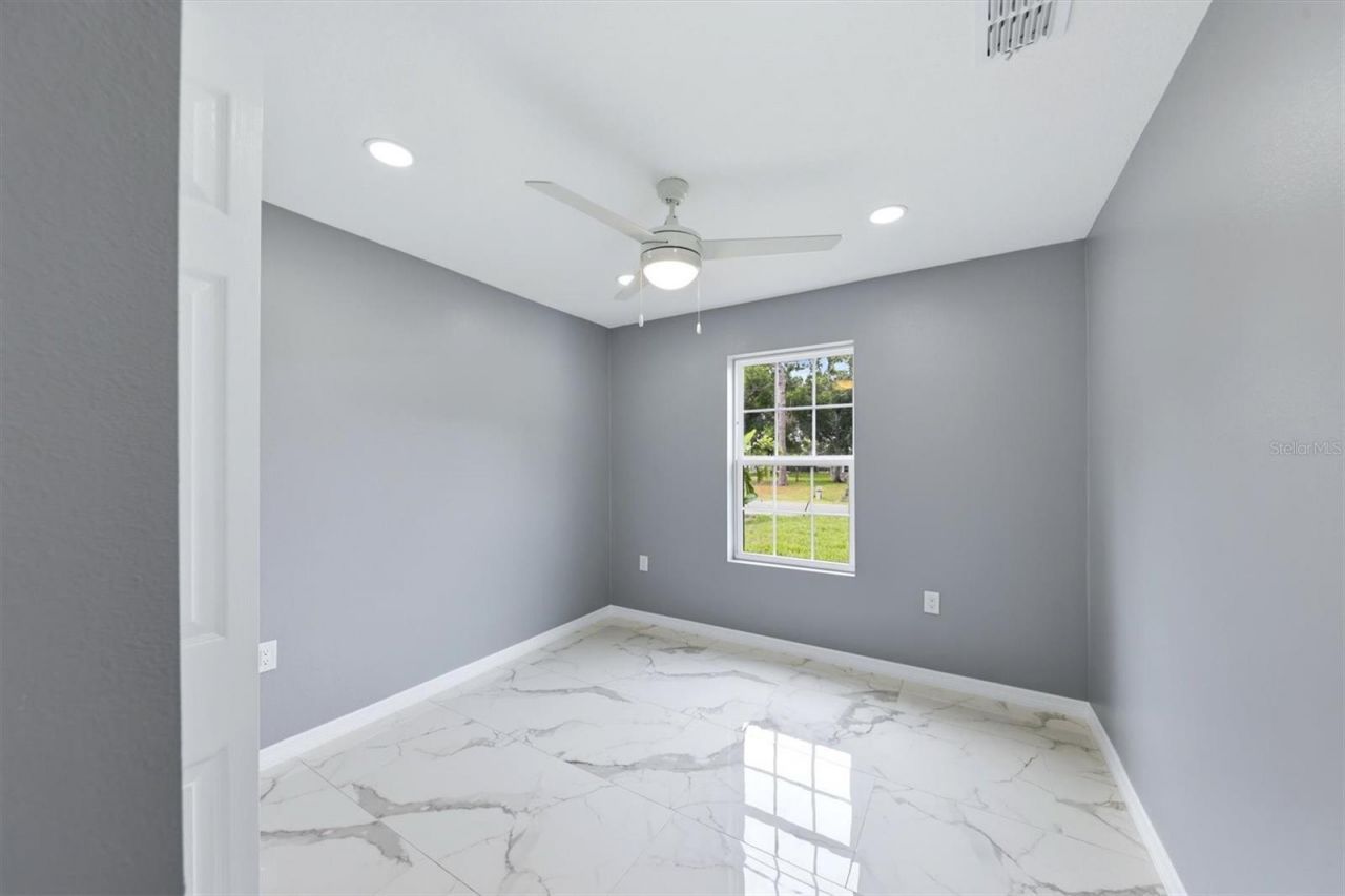 1615 31st Avenue E, Bradenton, FL 34208 Photo
