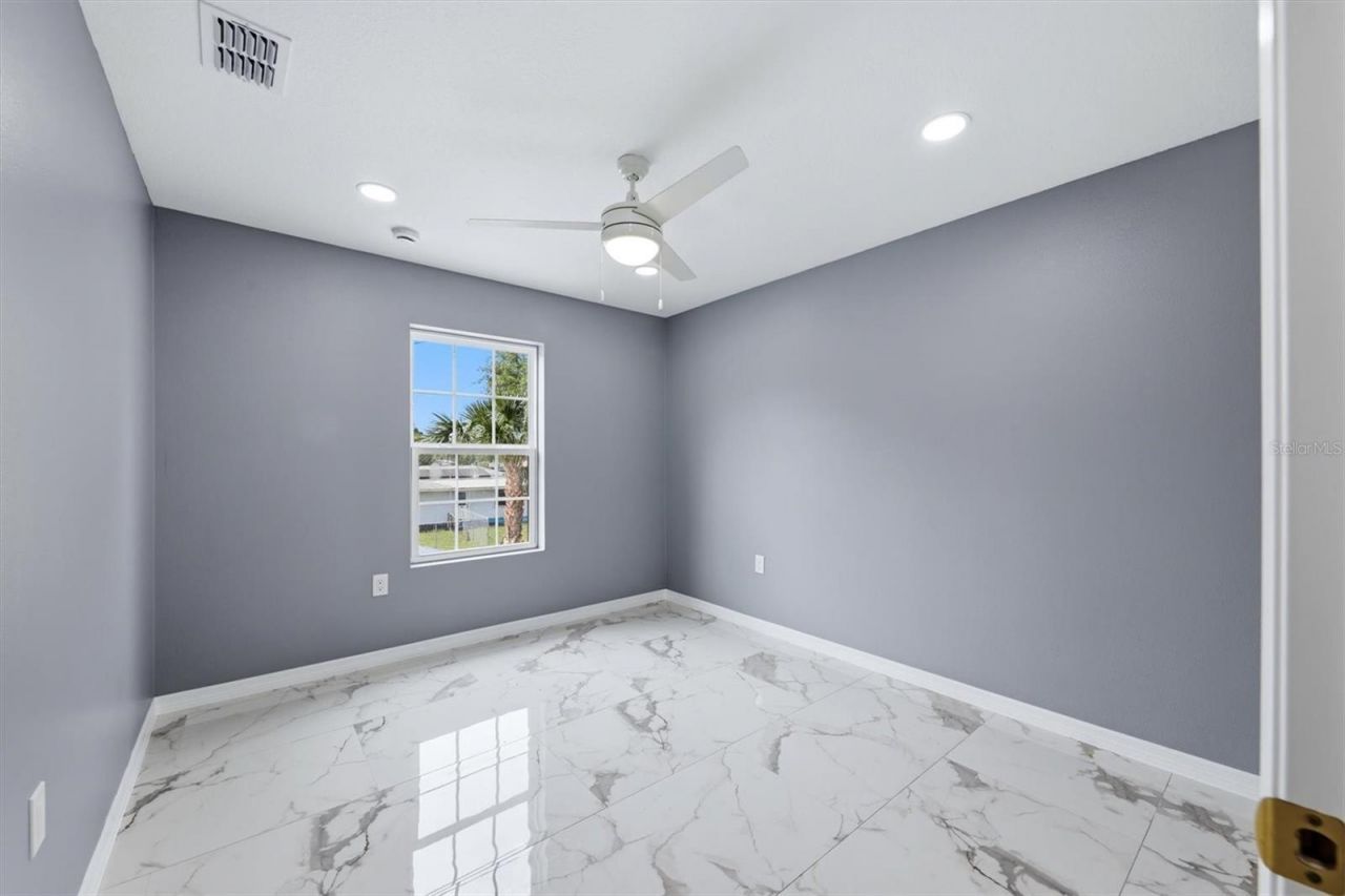 1615 31st Avenue E, Bradenton, FL 34208 Photo