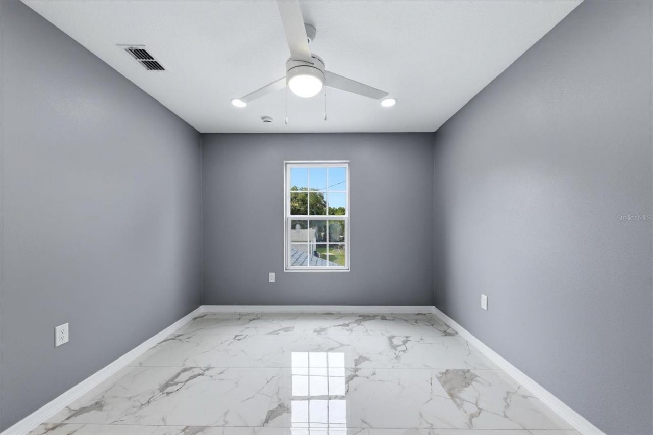 1615 31st Avenue E, Bradenton, FL 34208 Photo