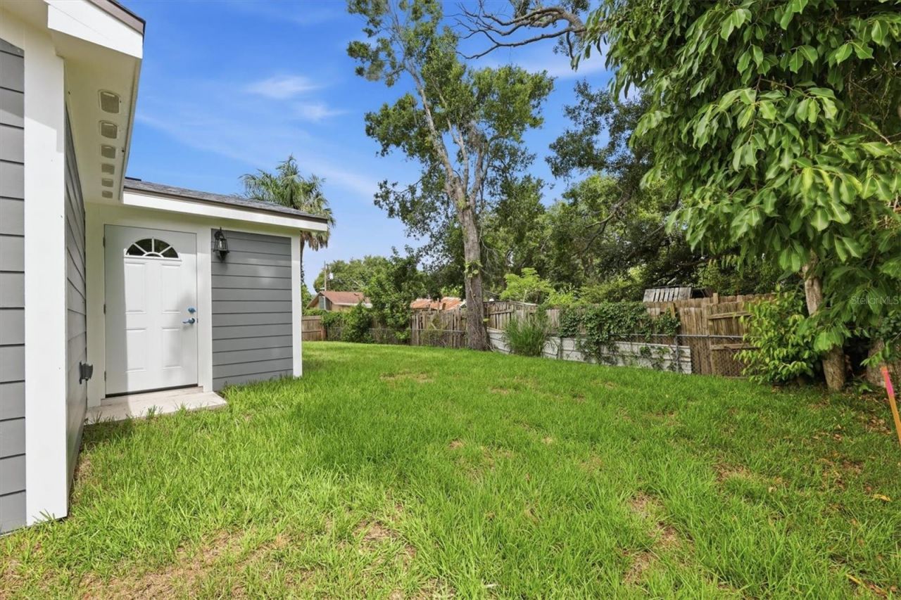 1615 31st Avenue E, Bradenton, FL 34208 Photo