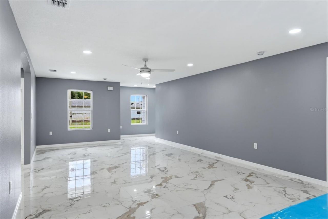 1615 31st Avenue E, Bradenton, FL 34208 Photo