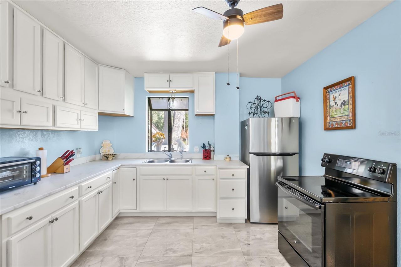 295 N Jungle Road, Geneva, FL 32732 Photo