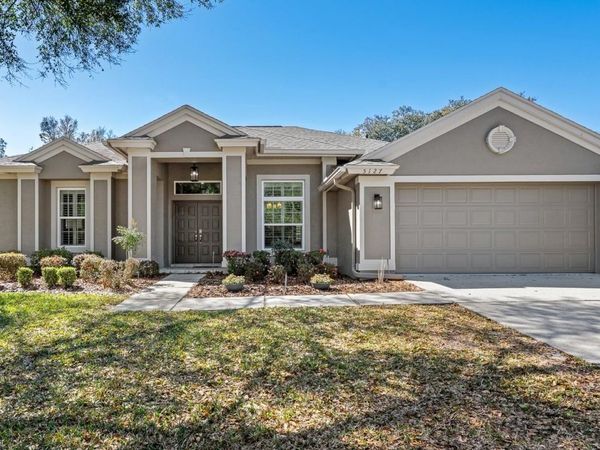 5127 SECRETARIAT RUN, BROOKSVILLE, FL 34609