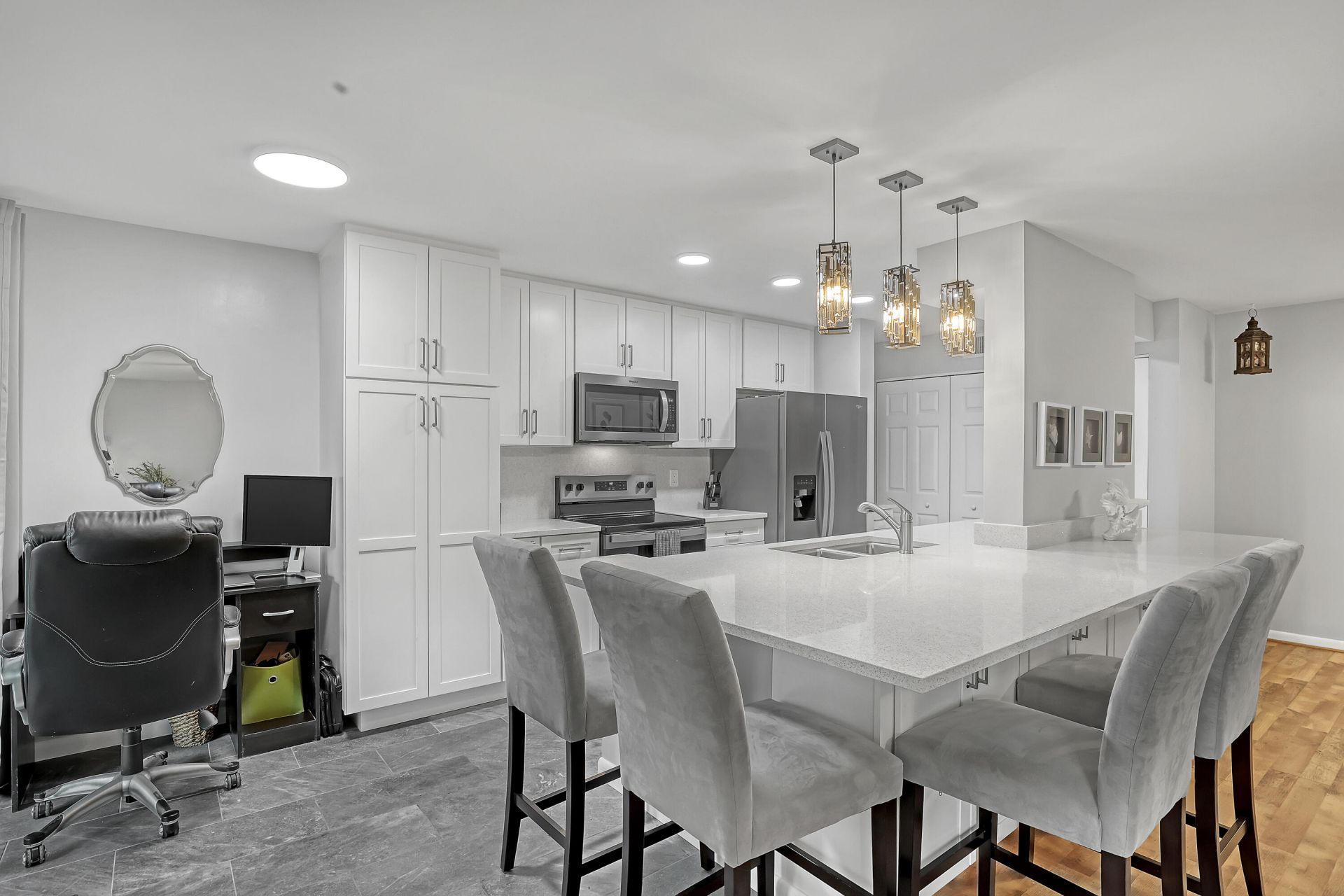 105 Half Moon Circle, Unit F1, Hypoluxo, FL 33462 Photo