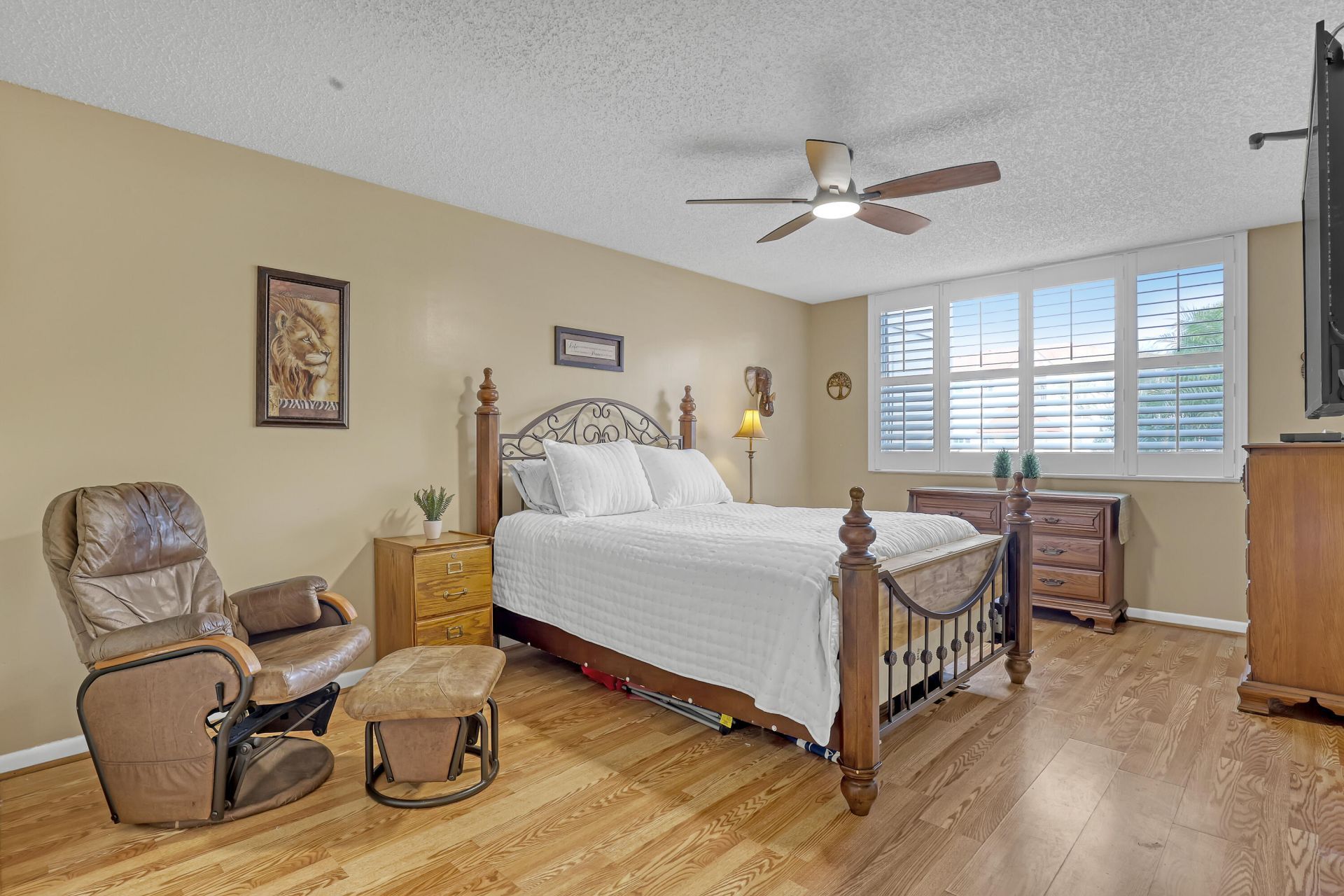 105 Half Moon Circle, Unit F1, Hypoluxo, FL 33462 Photo