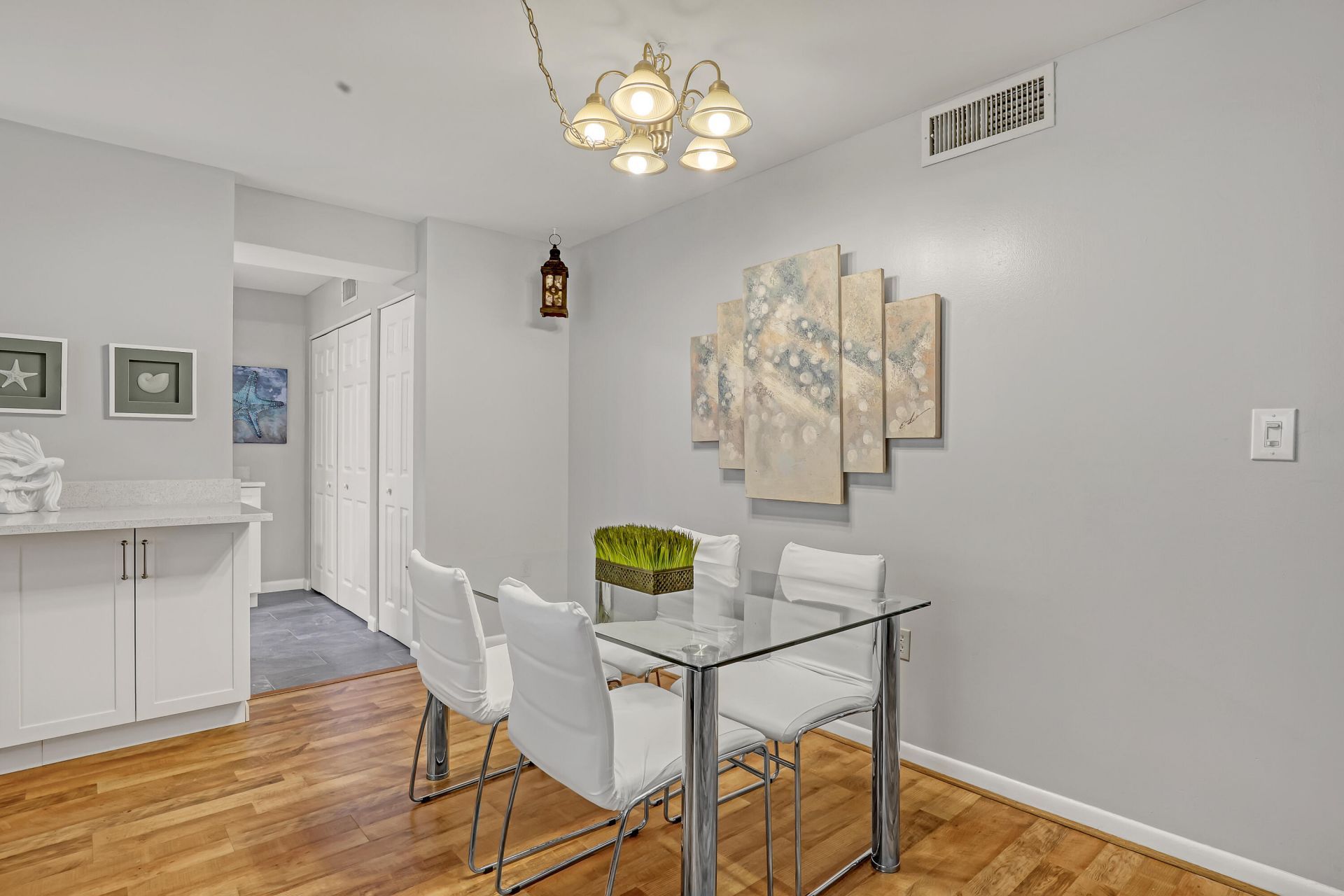 105 Half Moon Circle, Unit F1, Hypoluxo, FL 33462 Photo