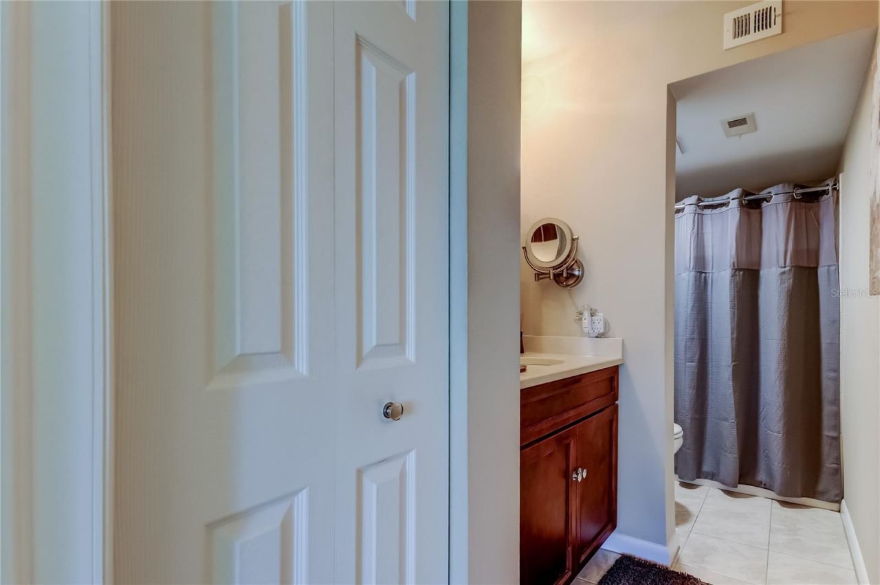 650 Island Way, Unit 206, Clearwater Beach, FL 33767 Photo