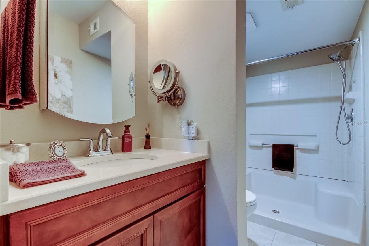 650 Island Way, Unit 206, Clearwater Beach, FL 33767 Photo