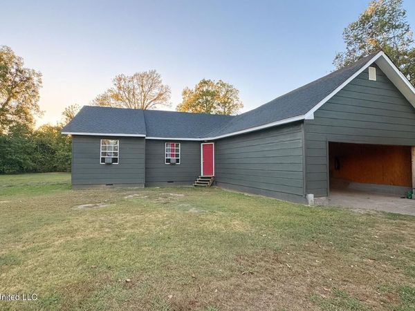 464 S Walnut Street, Sumner, MS 38957