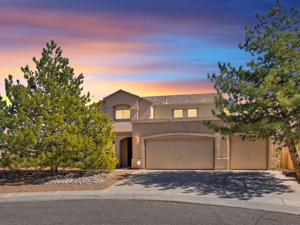 3928 Tundra Swan Court NW, Albuquerque, NM 87120
