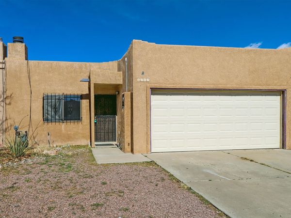 6909 Cleghorn Road NW, Albuquerque, NM 87120