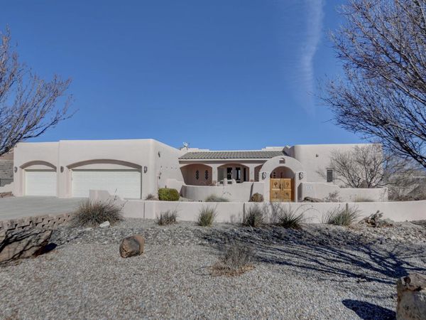 3118 Campeche Road NE, Rio Rancho, NM 87144