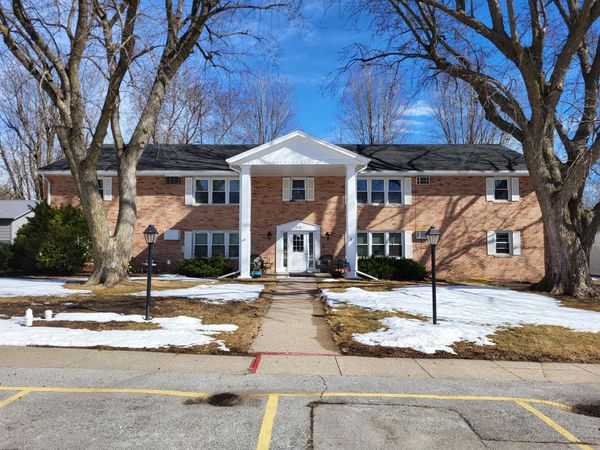 513 NW 3rd St Unit #3, Ogden, IA 50212