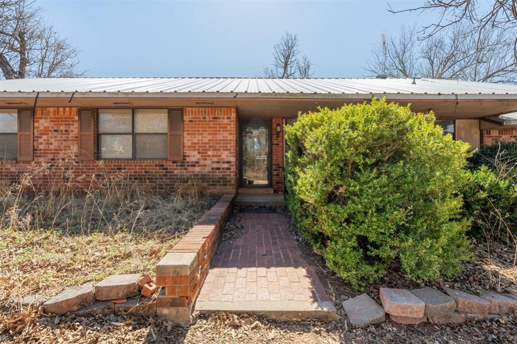 7900 E Rock Creek Road, Norman, OK 73026 Main Photo