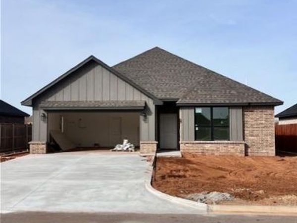 2705 Landrun , Weatherford, OK 73096