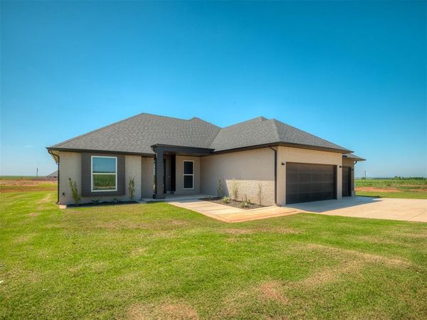 25198 Scarlett Street, Cashion, OK 73016
