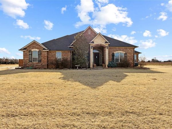 20850 E 1110 Road, Canute, OK 73626