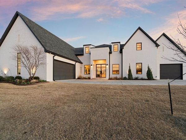 2700 Cherry Glen Drive, Jones, OK 73049