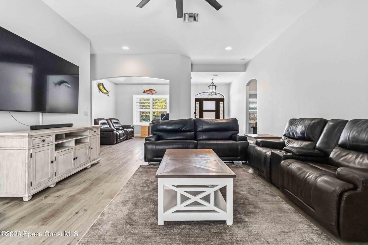 6920 Hacienda Drive , Grant, FL 32949 Photo