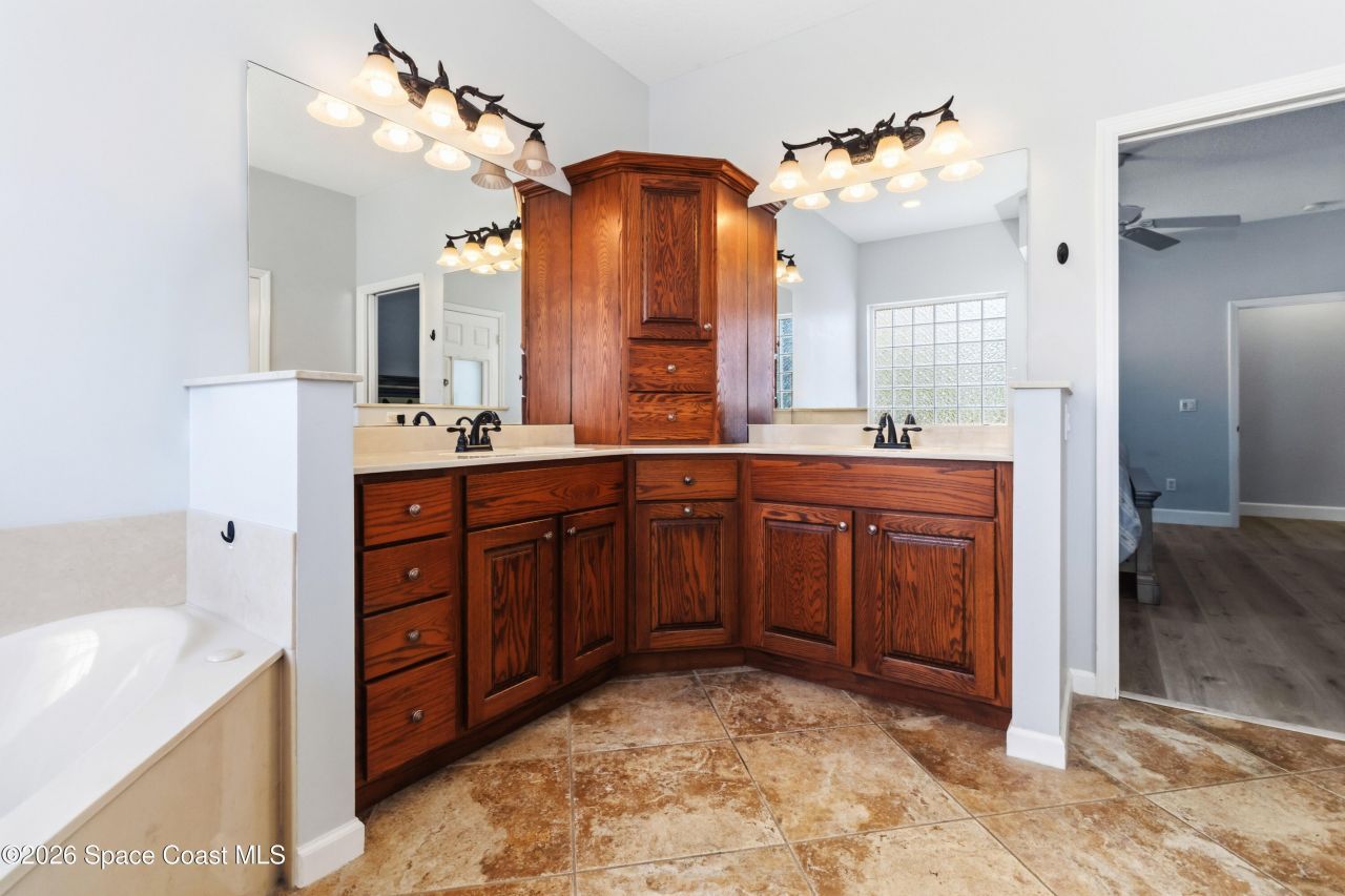 6920 Hacienda Drive , Grant, FL 32949 Photo