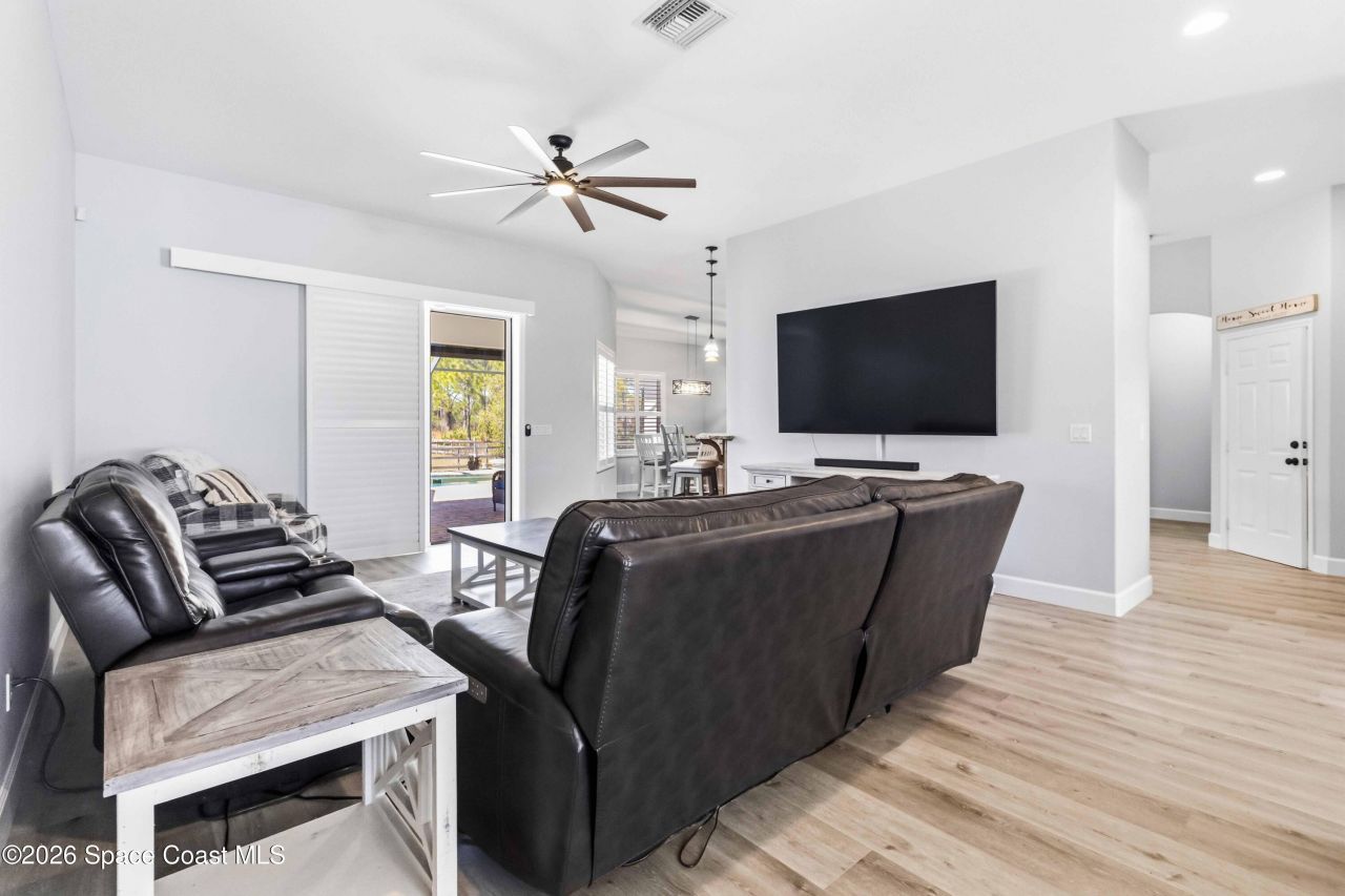 6920 Hacienda Drive , Grant, FL 32949 Photo