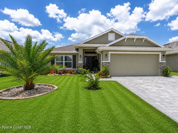 2224 Middlebury Drive SE, Palm Bay, FL 32909