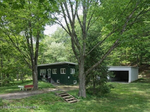 4 Lonny Drive, Ellenville, NY 12428