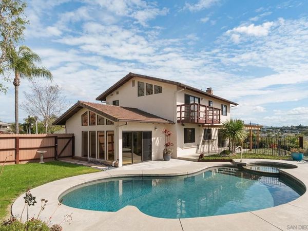 2712 Mateo Pl, Carlsbad, CA 92009