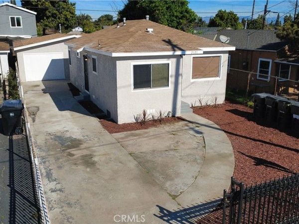 2121 E Piru, Compton, CA 90222