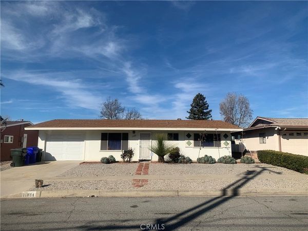 11884 4th, Yucaipa, CA 92399