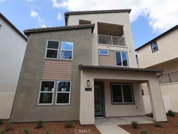 27322 Bear Paw Lane, Valencia, CA 91381