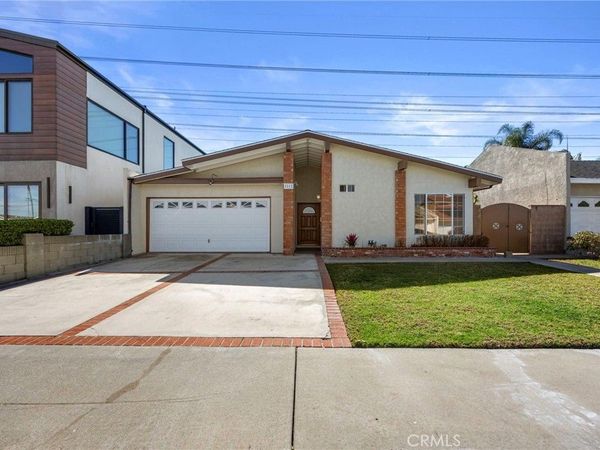 5562 Thelma Avenue, La Palma, CA 90623