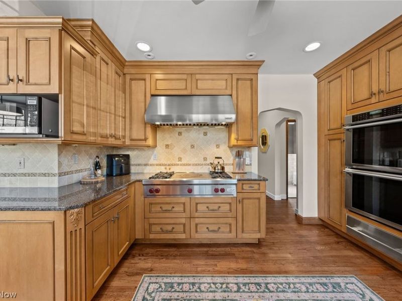 20789 Shaker Boulevard, Shaker Heights, OH 44122 Photo 14