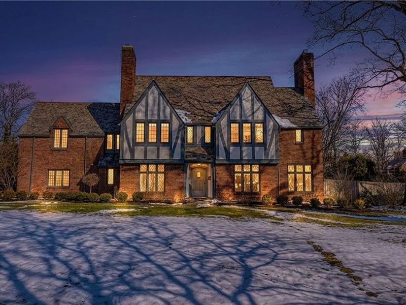 20789 Shaker Boulevard, Shaker Heights, OH 44122 Photo 3