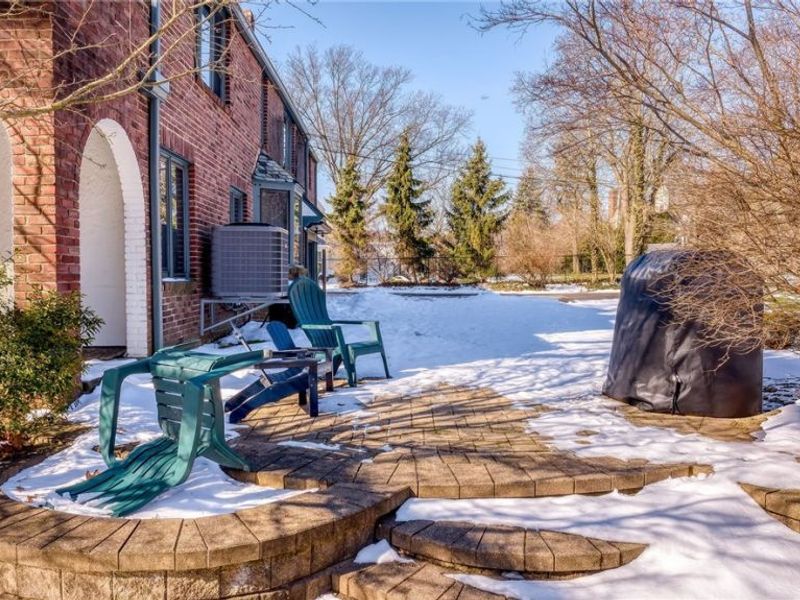 20789 Shaker Boulevard, Shaker Heights, OH 44122 Photo 43