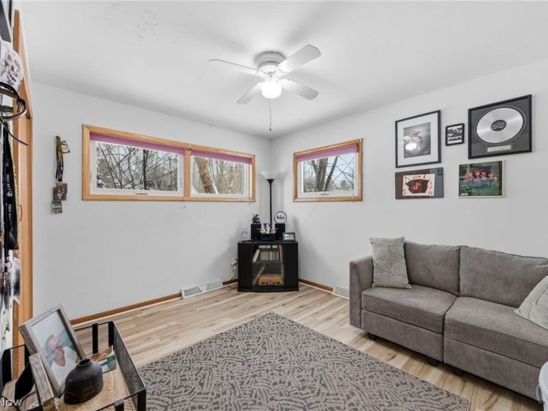 18158 Cook Avenue, Strongsville, OH 44136 Photo 16