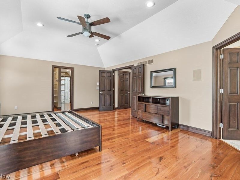 2333 Northgate Drive, Hinckley, OH 44233 Photo 14