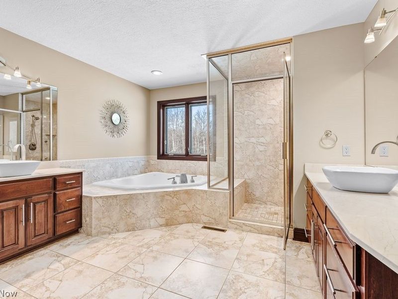 2333 Northgate Drive, Hinckley, OH 44233 Photo 15