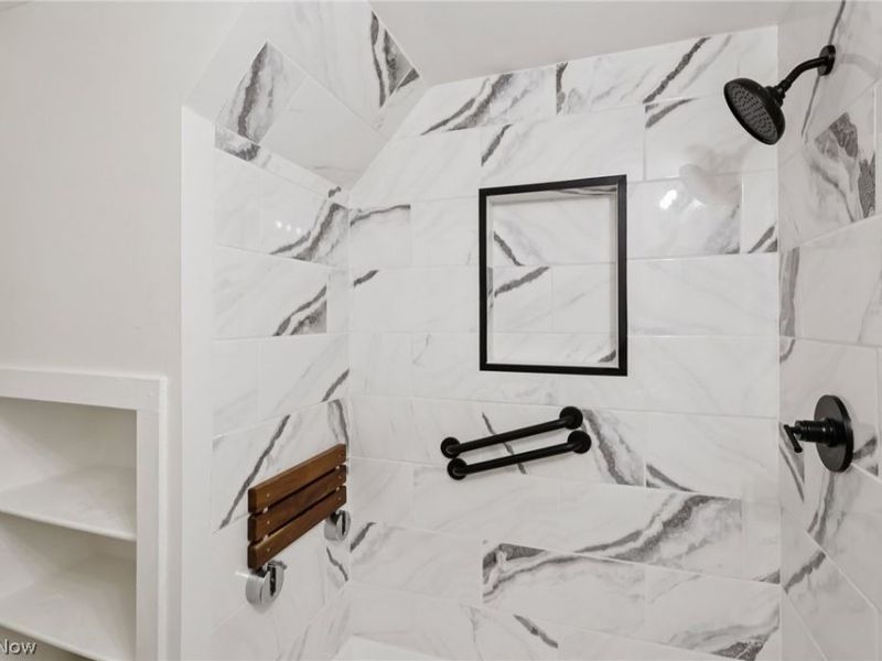 3971 E 71st Street, Cleveland, OH 44105 Photo 10