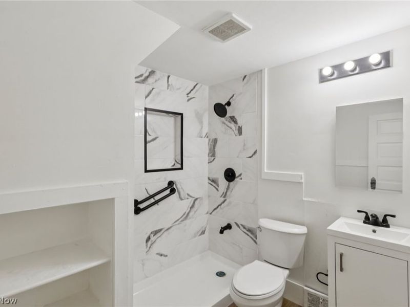 3971 E 71st Street, Cleveland, OH 44105 Photo 11