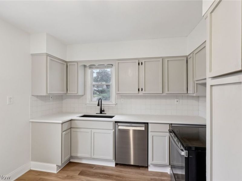 3971 E 71st Street, Cleveland, OH 44105 Photo 5