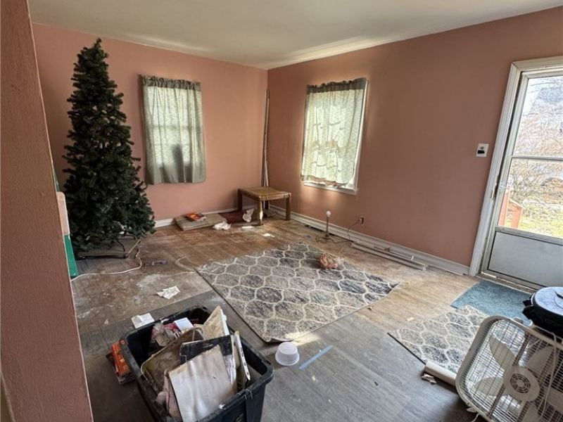 1423 Falls Avenue, Cuyahoga Falls, OH 44223 Photo 5