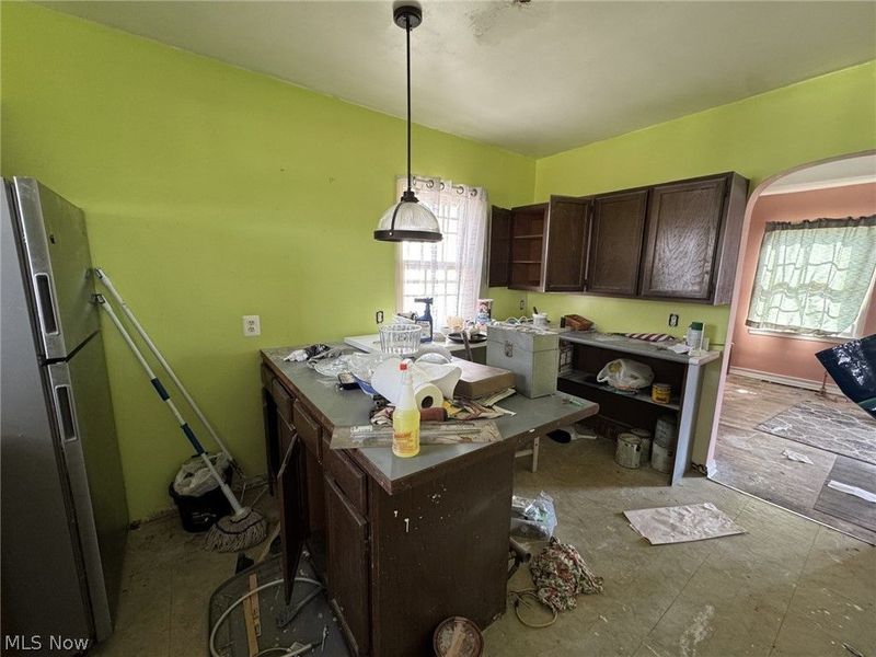 1423 Falls Avenue, Cuyahoga Falls, OH 44223 Photo 7