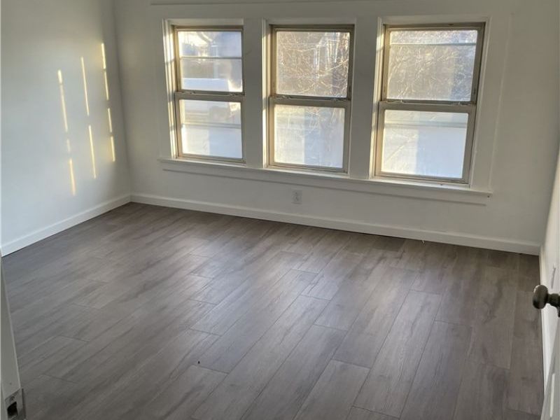 124 E midlothian, Youngstown, OH 44507 Photo 13