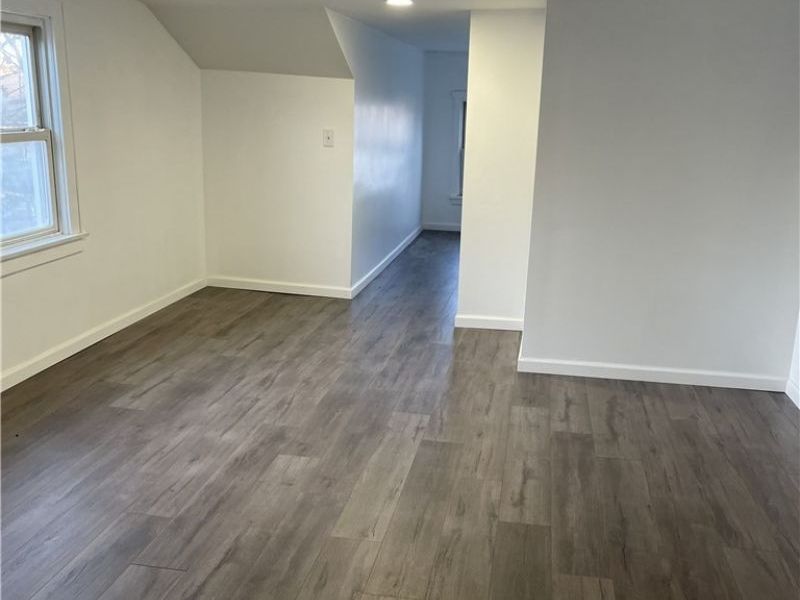 124 E midlothian, Youngstown, OH 44507 Photo 15