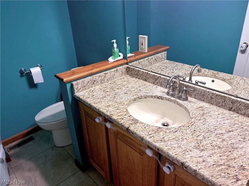 6328 Hastings Drive, North Olmsted, OH 44070 Photo 20