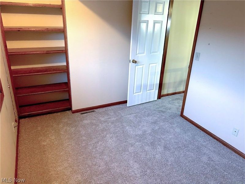 6328 Hastings Drive, North Olmsted, OH 44070 Photo 21