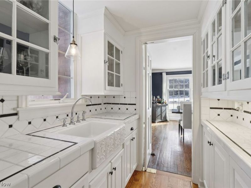 2506 Guilford Road, Cleveland Heights, OH 44118 Photo 15