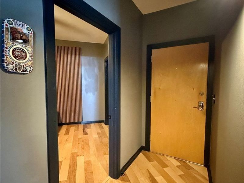 1237 Washington Avenue, Unit 402, Cleveland, OH 44113 Photo 15